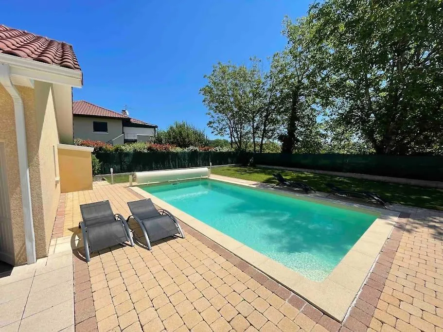 Villa Piscine Proche De Geneve Et Du Jura 圣热尼普伊